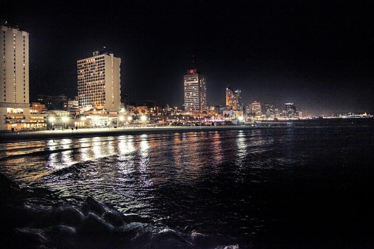 Beach Hotel By Zvieli Hotels Tel Aviv Exterior photo
